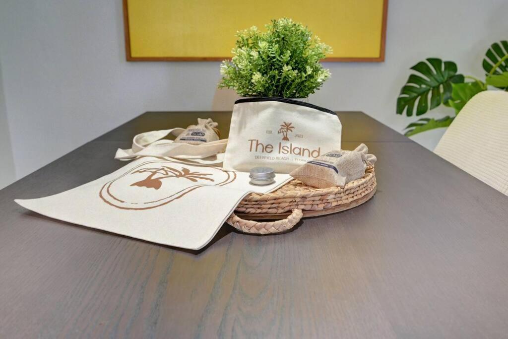 Garden Beach Studio @The Island Deerfield Beach Extérieur photo