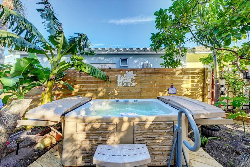 Garden Beach Studio @The Island Deerfield Beach Extérieur photo